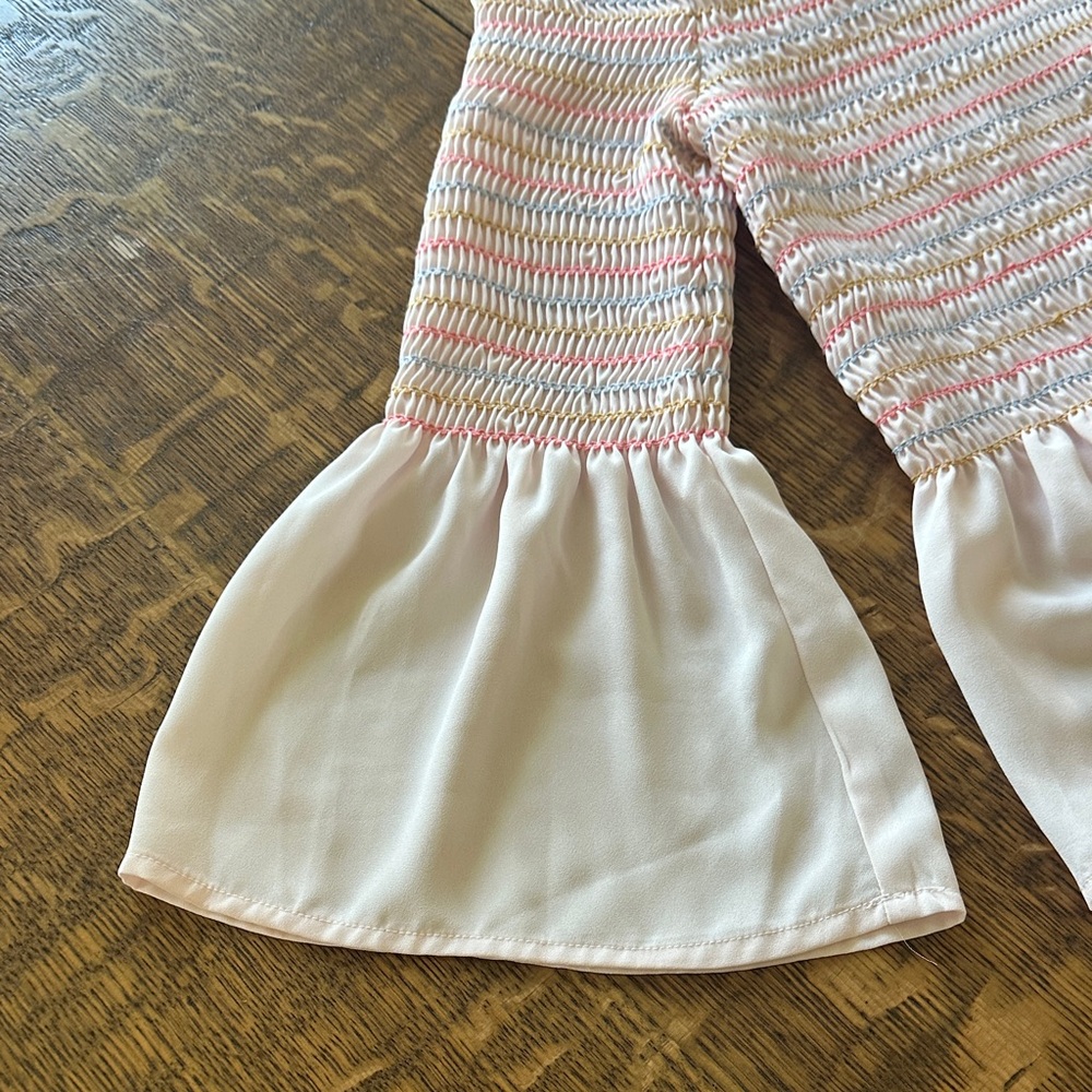 3/$15 CANDIE’S Pink Off-Shoulder Smocked Top Bell Sleeve multicolor sz M - Picture 2 of 7